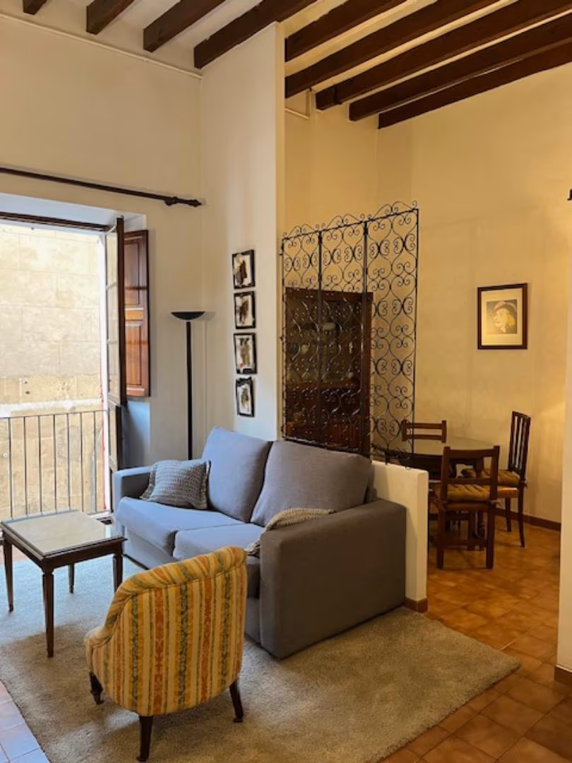 Piso en  Carrer de Sant Feliu 8 - Foto 3