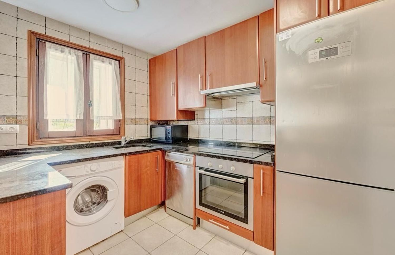 Piso en calle Blas de Laserna, 67 - Foto 2