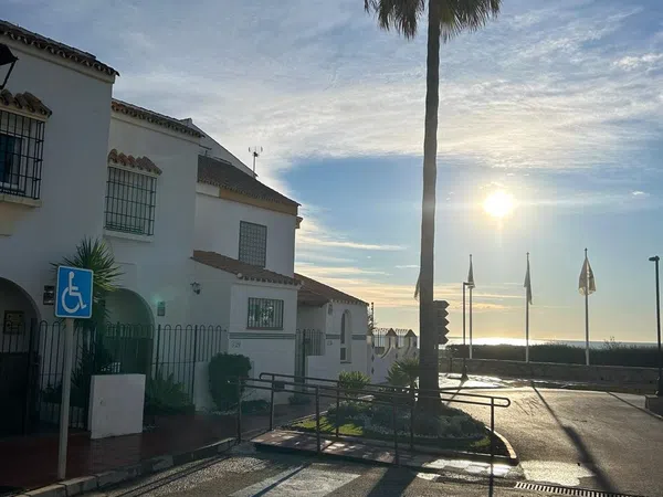 Chalet pareado en Marina de Casares - Foto 30