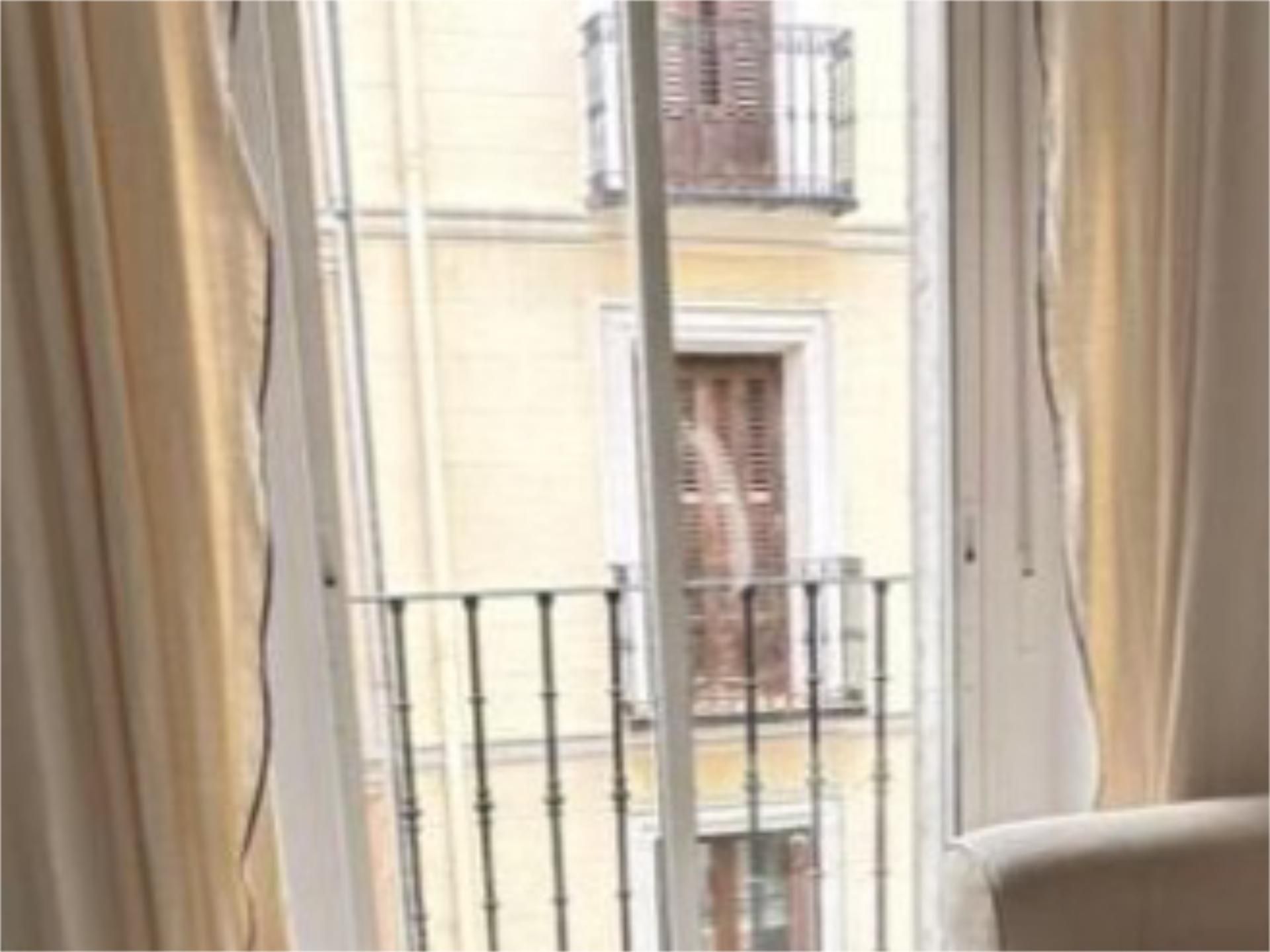 Piso en  Calle del Castillo 4 - Foto 2