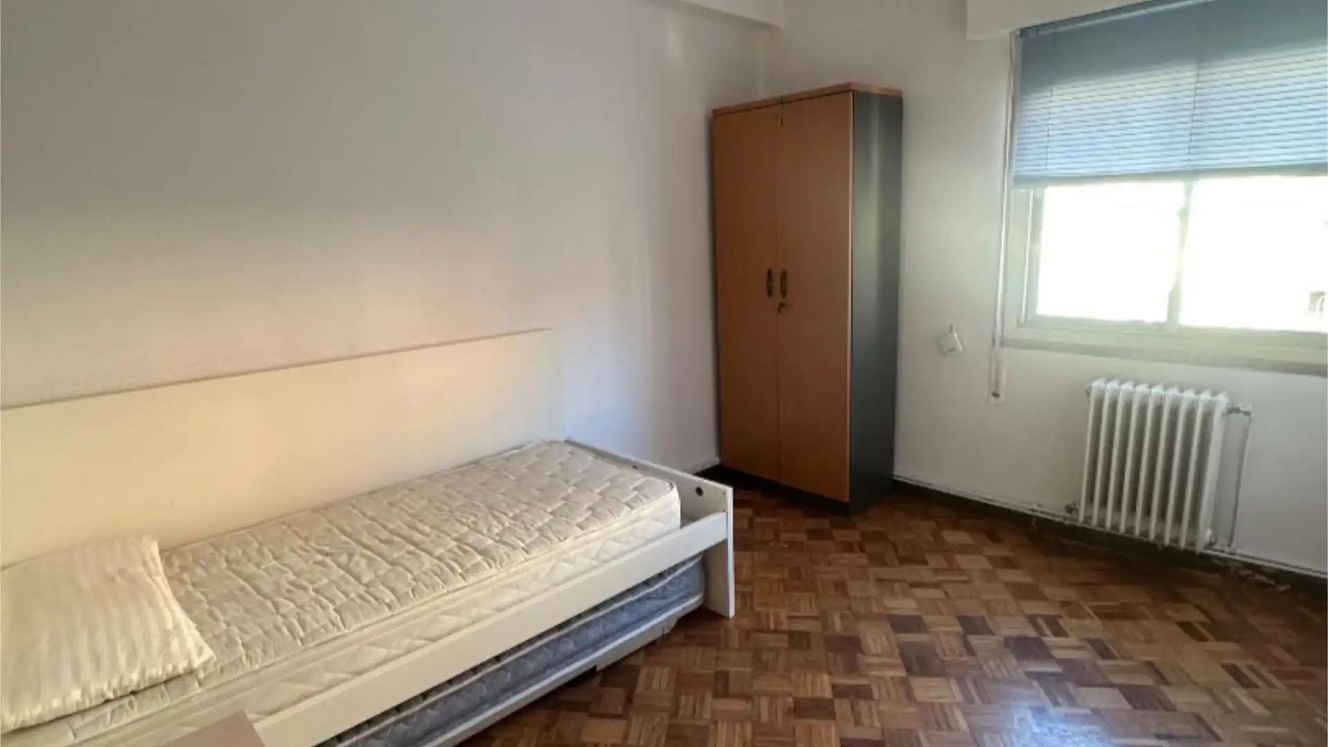 Piso en  Calle de Juan María Guelbenzu Kalea 15 - Foto 4