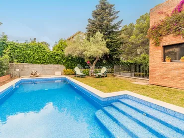 Chalet en Sant Cugat del Vallès - Foto 2
