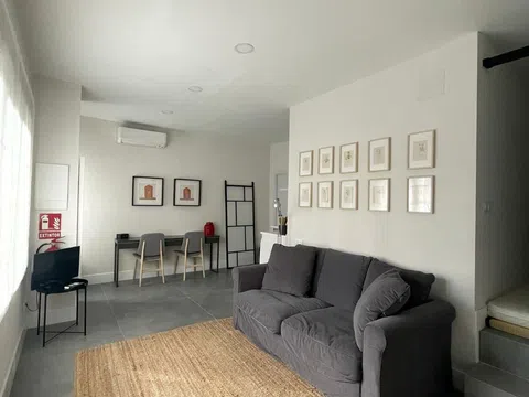 Estudio en calle Puerto de Miravete, 11