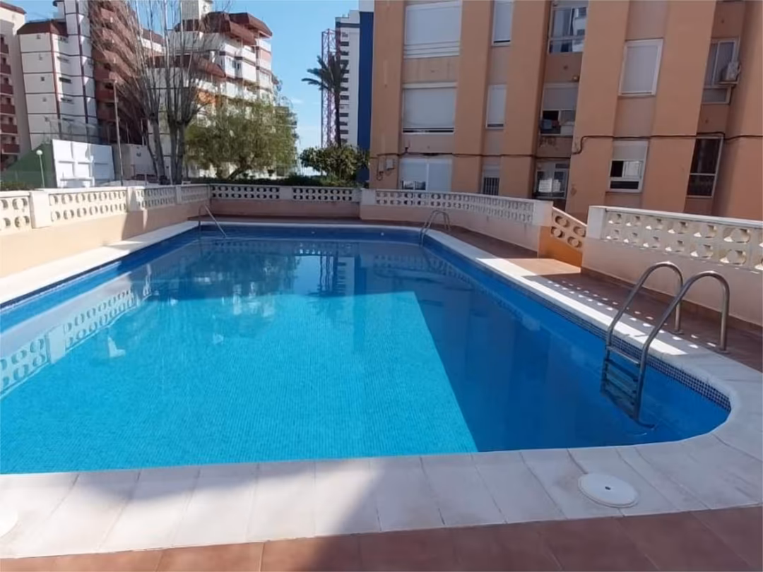 Piso en  Avinguda de la Constitució 13