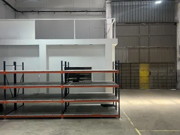 Nave Industrial en  Ref. 34561 - POLIGONO PEDROSA -1 - Foto 2
