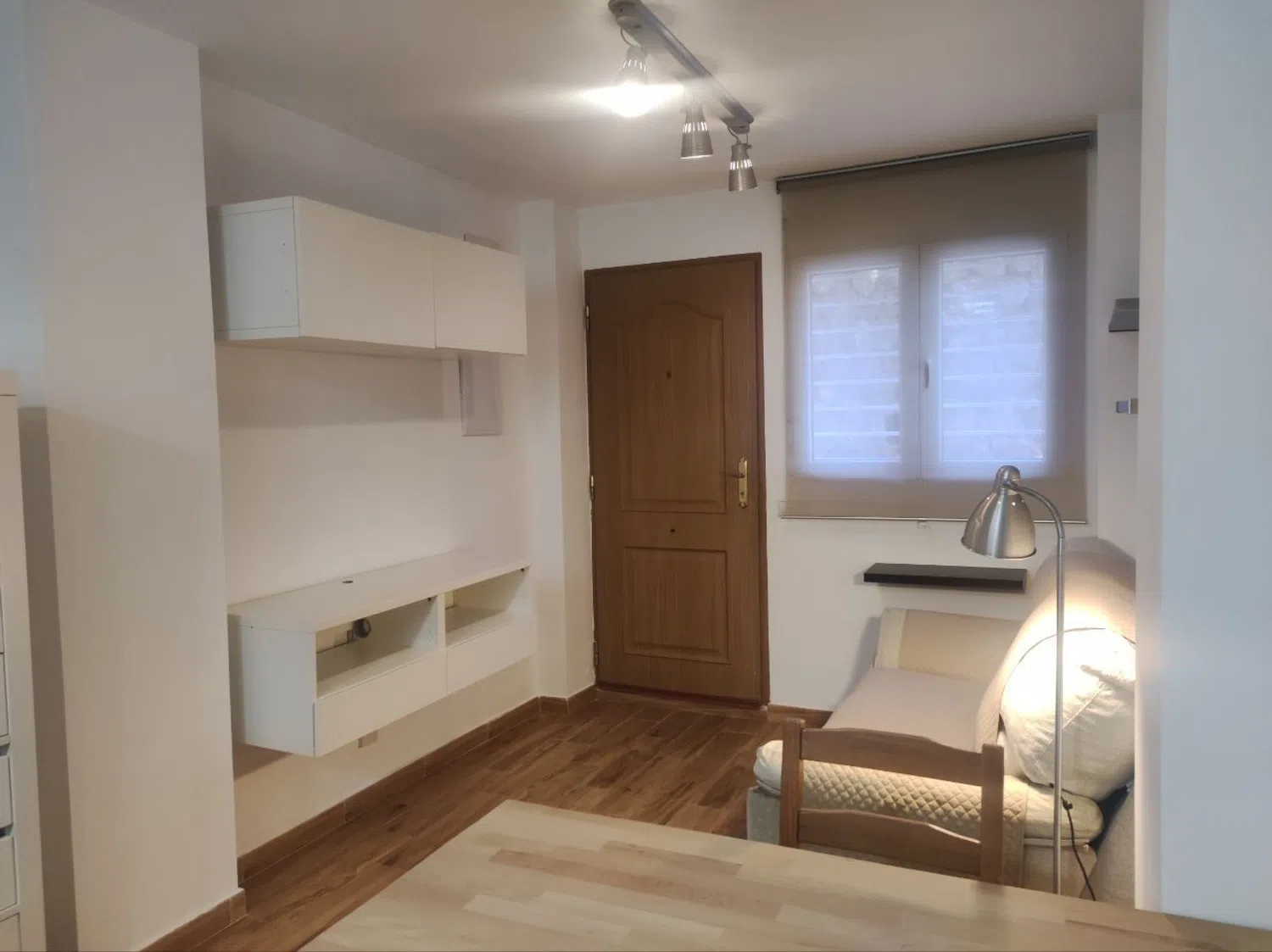 Estudio en plaza de Miraflores, 1 - Foto 1