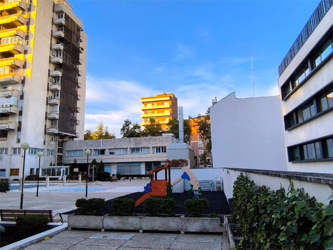 Piso en  Avenida de Alberto de Alcocer 34 - Foto 16