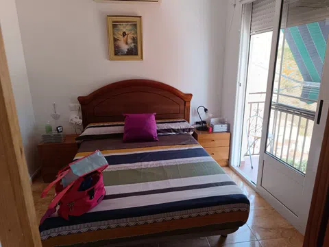 Casa de pueblo en Martínez Campos número, 11