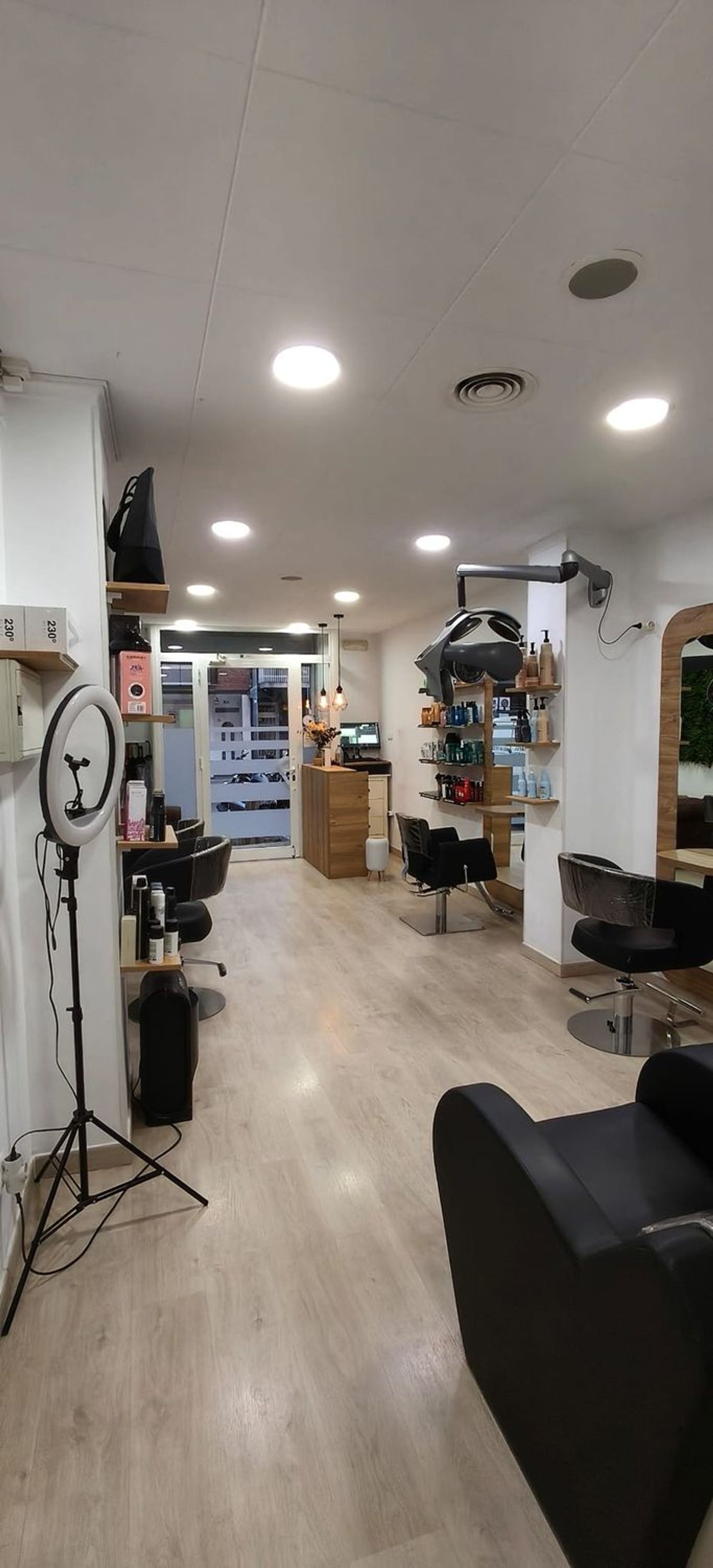 Local en Peluquería en Calle de Miquel Vives, 95, Escoles - Foto 2