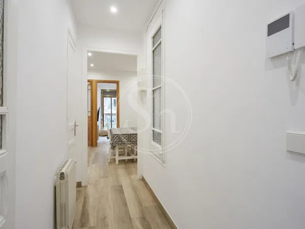 Piso en Calle de la Marina, La Sagrada Família - Foto 3