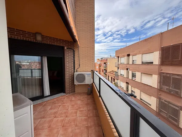 Piso en CL j j Lopez Laguarda - Foto 1