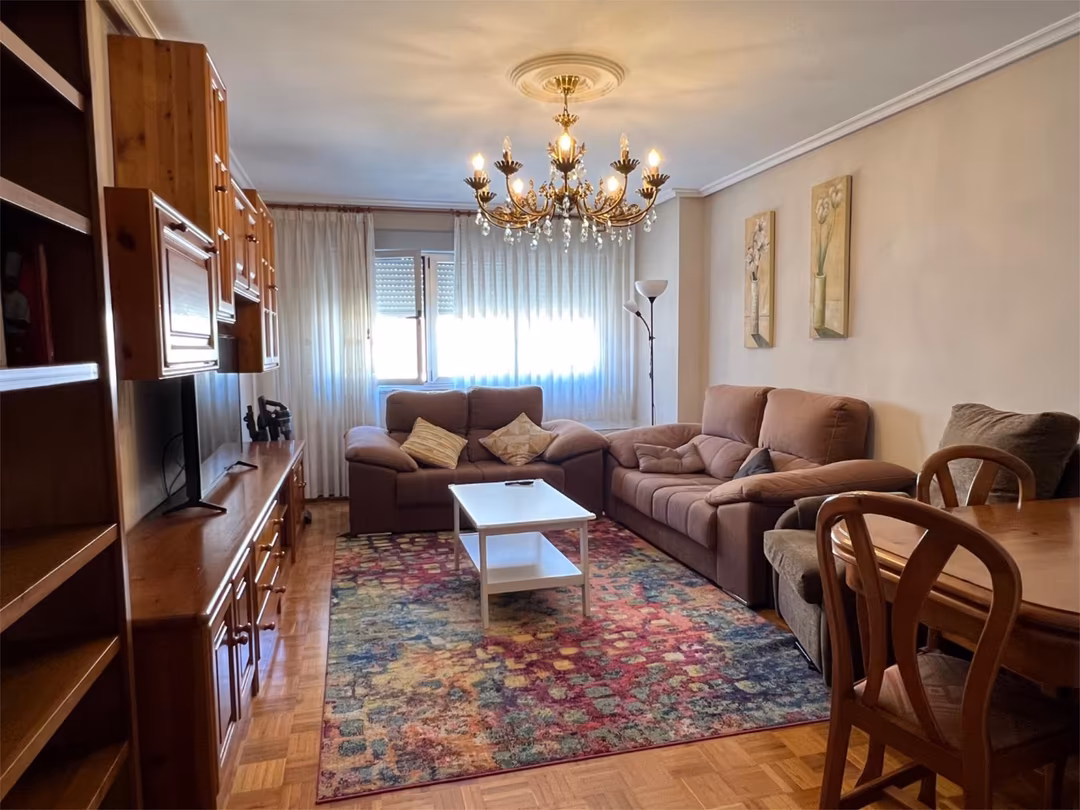 Piso en  Plaza Nozalera 24 - Foto 2