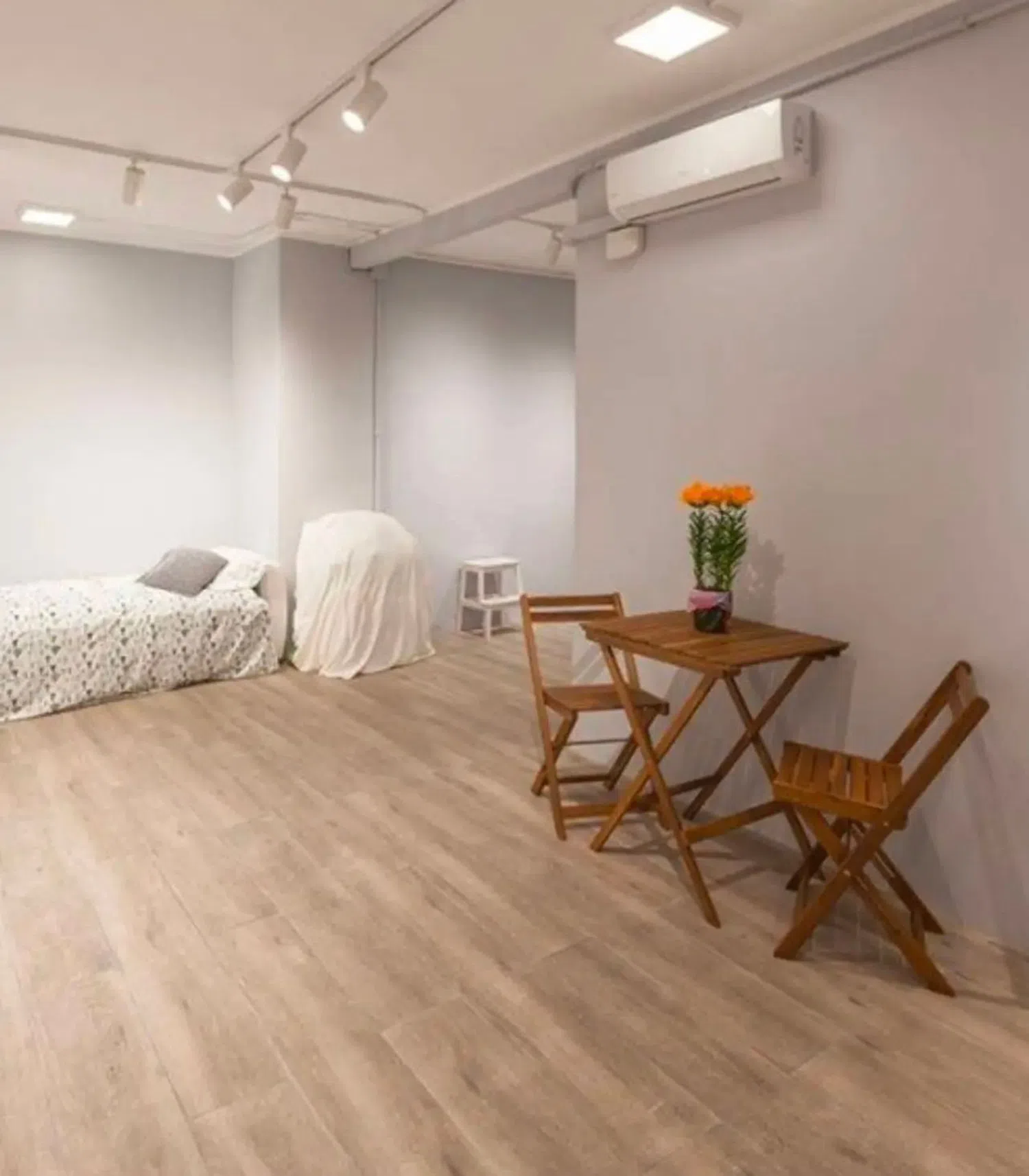 Estudio en calle de Verdi, 200 - Foto 1