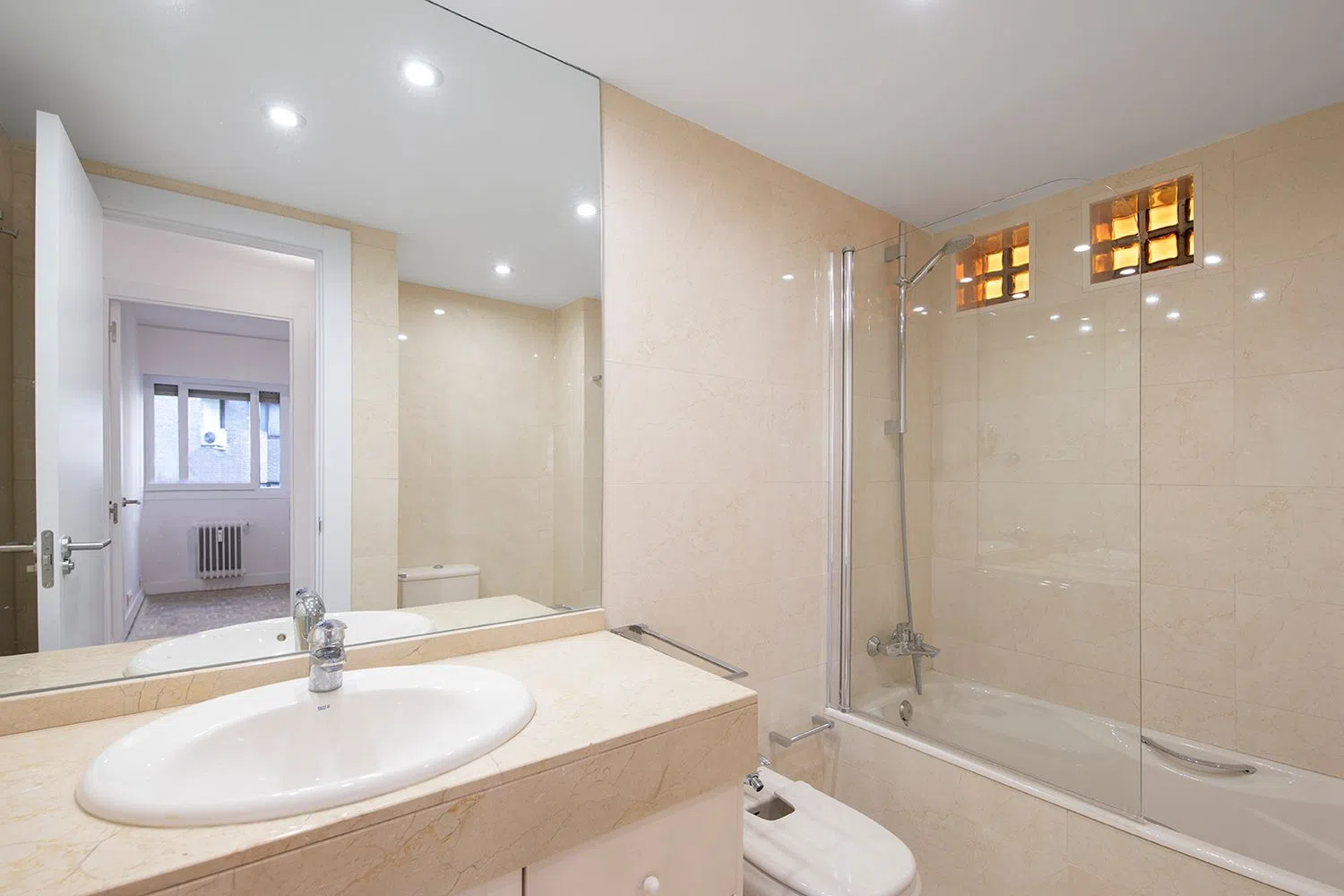 Piso en calle de Arturo Baldasano, 9 - Foto 19