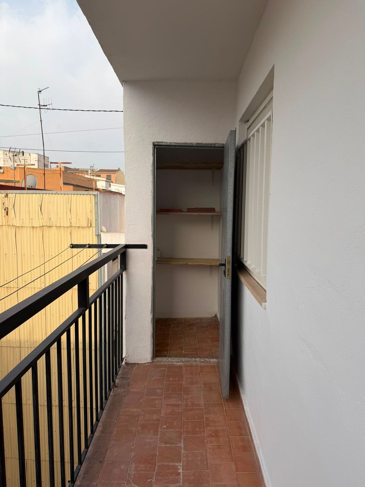 Piso en Plaza Dolcainers de Tales, 2, Zona Plaza Illes Columbretes - Foto 13