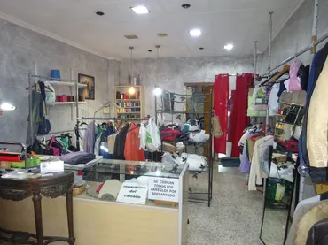Local comercial en  Carrer de Josep Maria Folch i Torres 21 - Foto 9