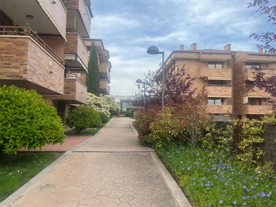 Piso en  Avenida Isaac Albéniz 3 - Foto 24