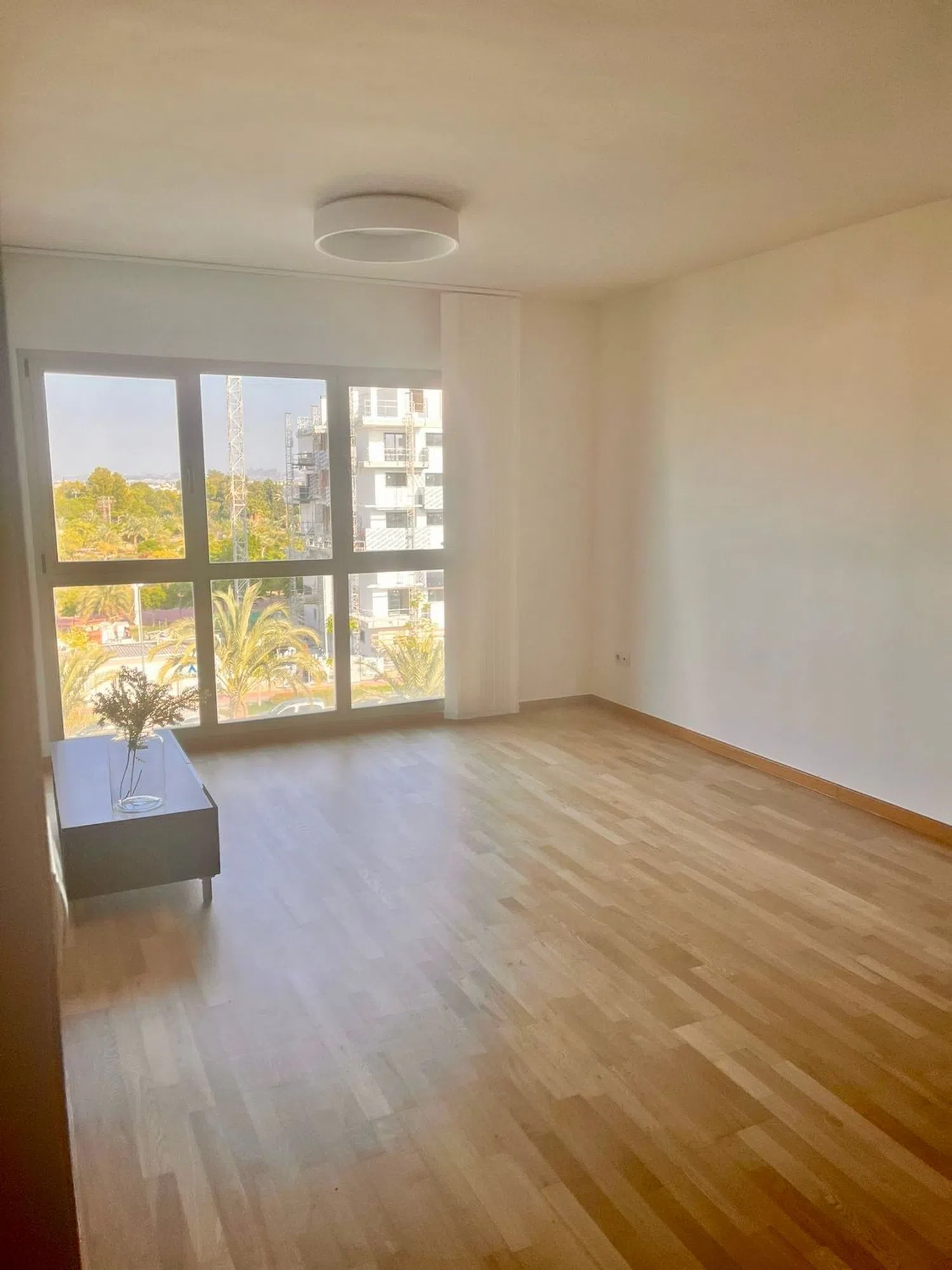 Piso en avenida Don Juan de Borbon, 83 - Foto 8