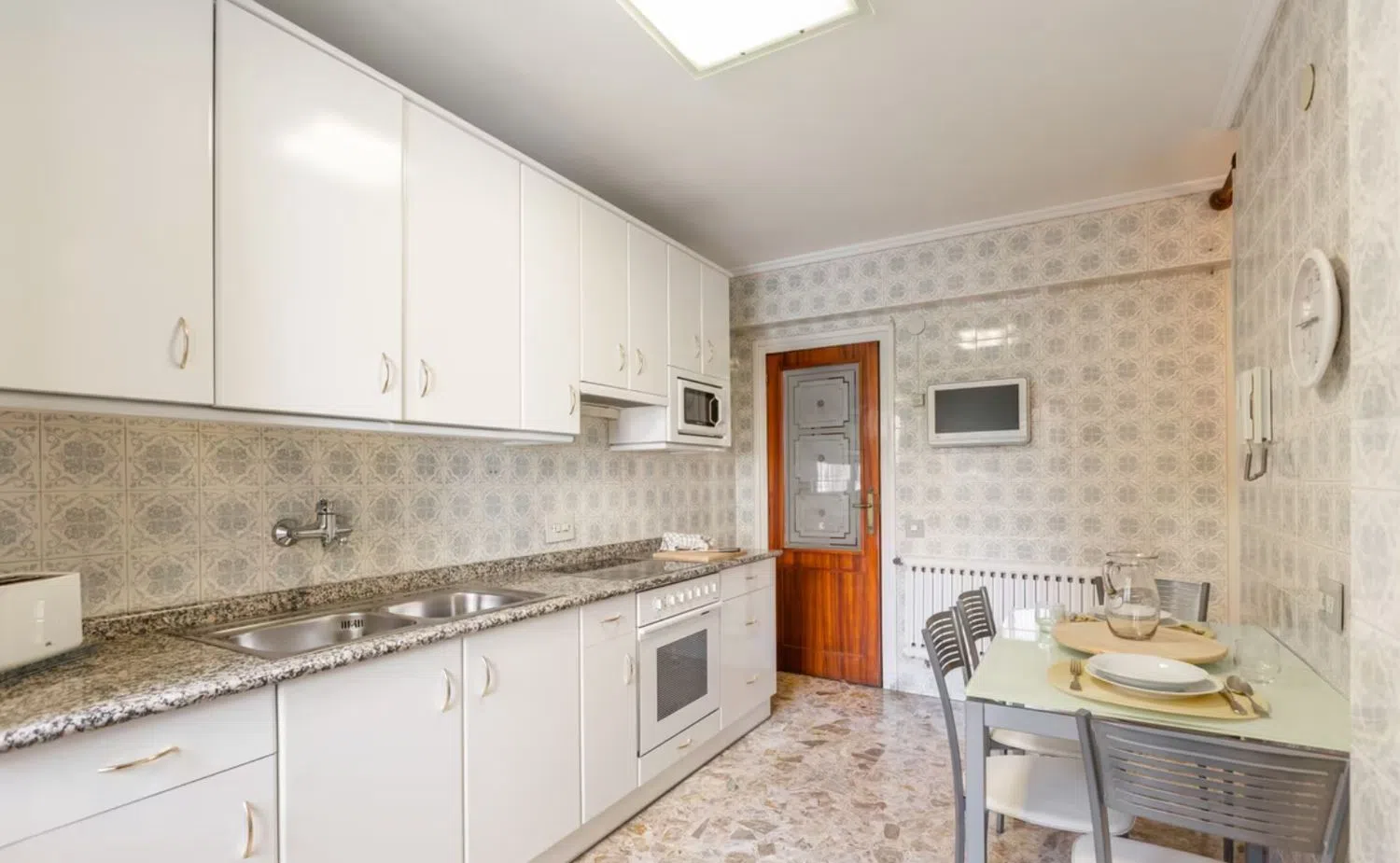 Piso en calle de Guzmán el Bueno, 100 - Foto 7