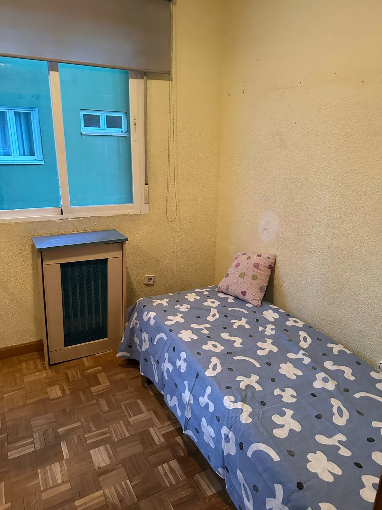 Piso en Reyes Católicos - Foto 8