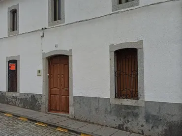 Casa adosada en  Calle Damas 31 - Foto 1