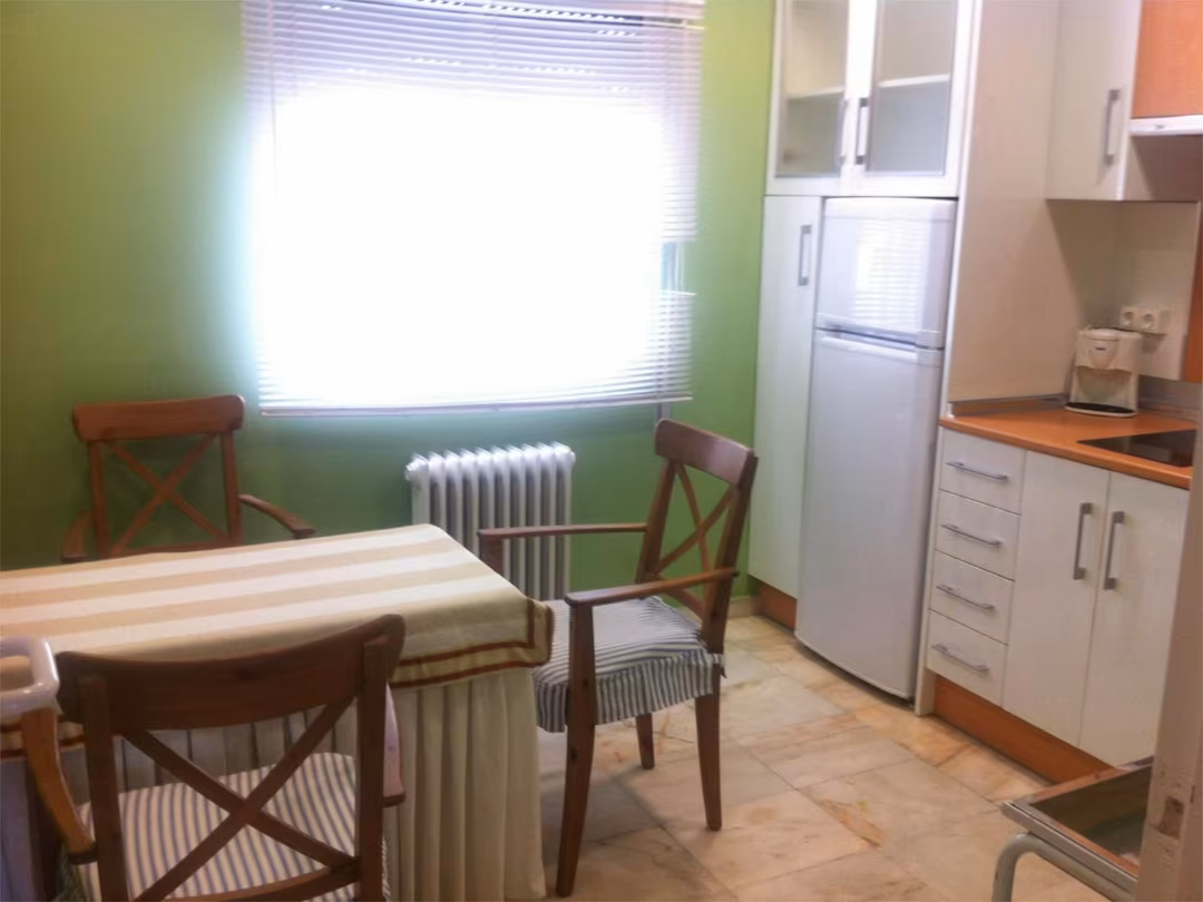 Piso en  Avenida Virgen de la Montaña 6 - Foto 7