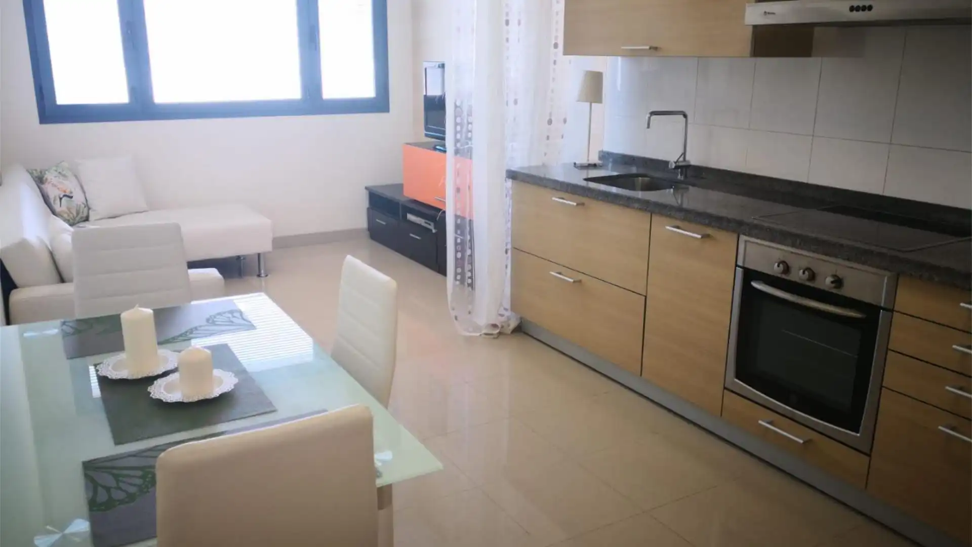 Piso en  Calle los Llanos Seis 3 - Foto 1