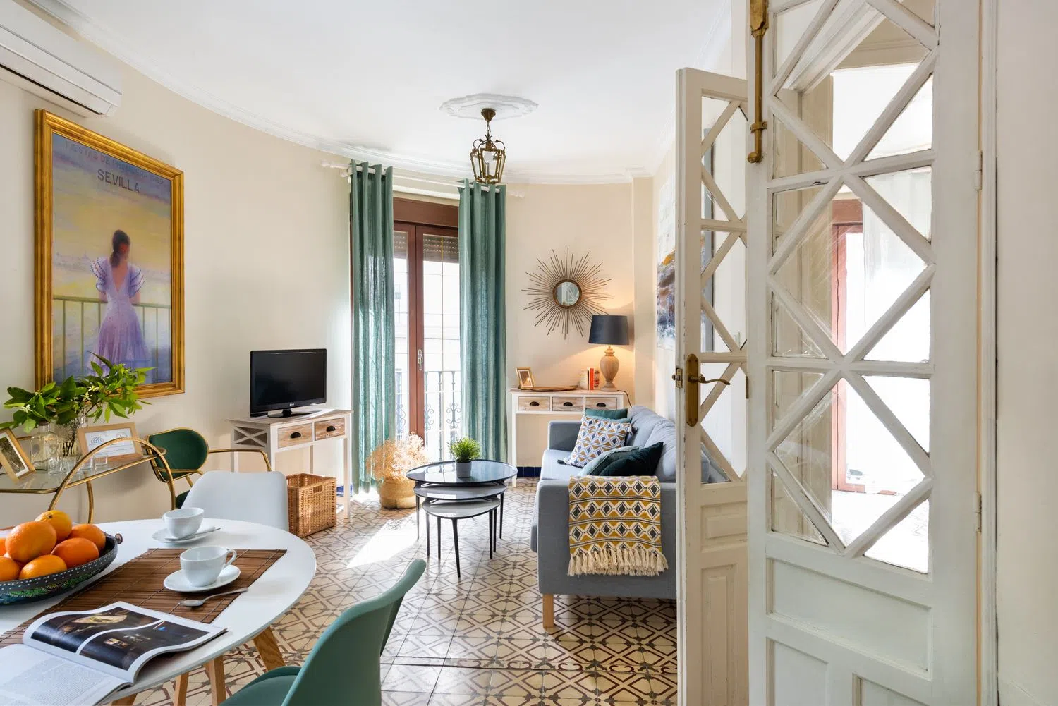 Piso en calle Escuelas Pías, 23 - Foto 1