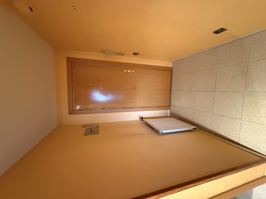 Piso en  Calle de José de Cadalso 82 - Foto 4