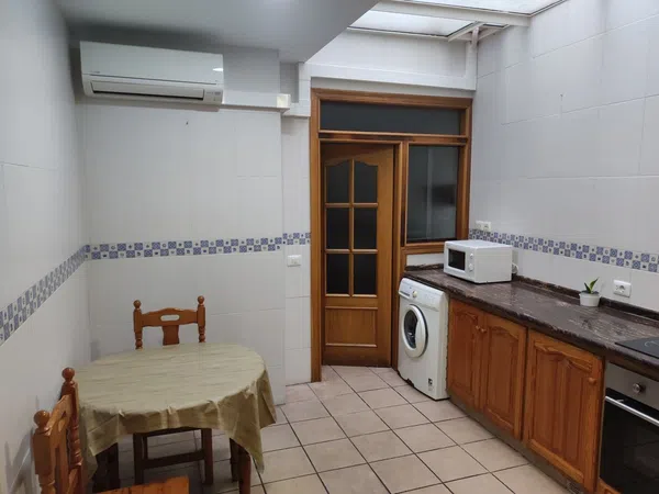 Casa o chalet independiente en Calle de Sant Josep, 12, Zona Plaza Illes Columbretes - Foto 5