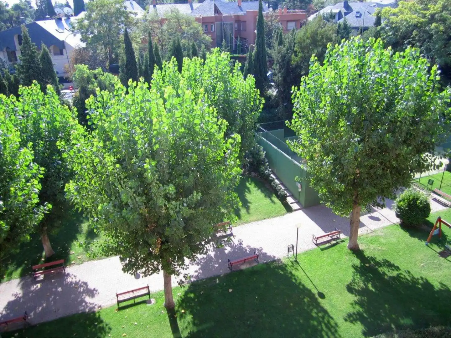 Piso en  Avenida de los Madroños 15 - Foto 14