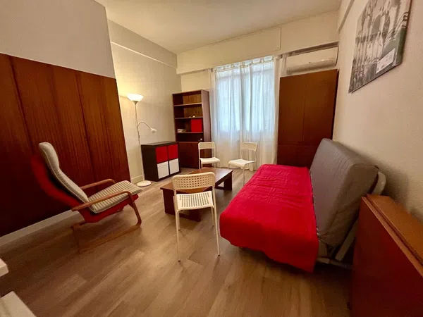 Estudio en plaza de San Juan de la Cruz, 7 - Foto 1