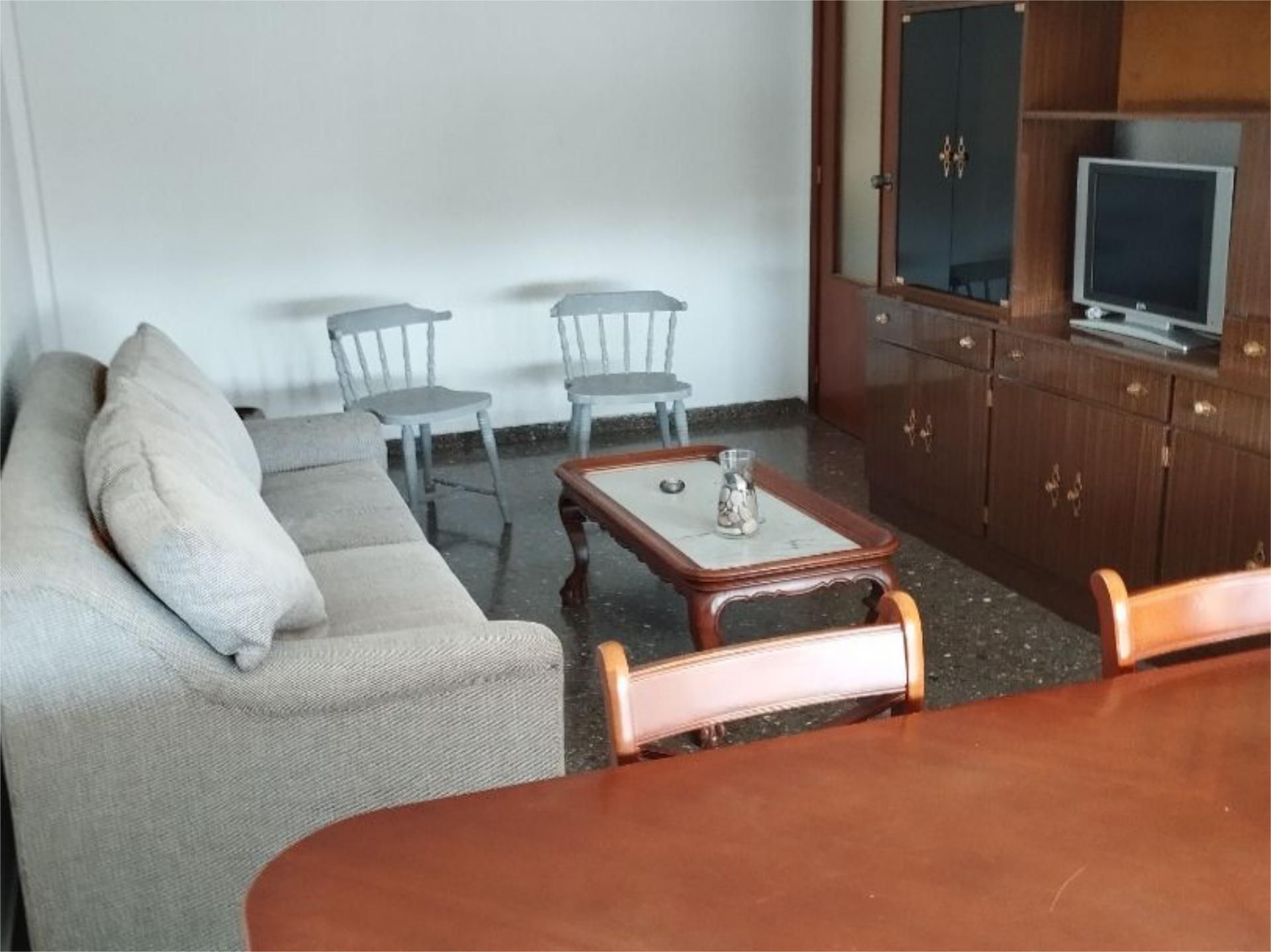 Piso en  Plaça d'Olof Palme 13 - Foto 2