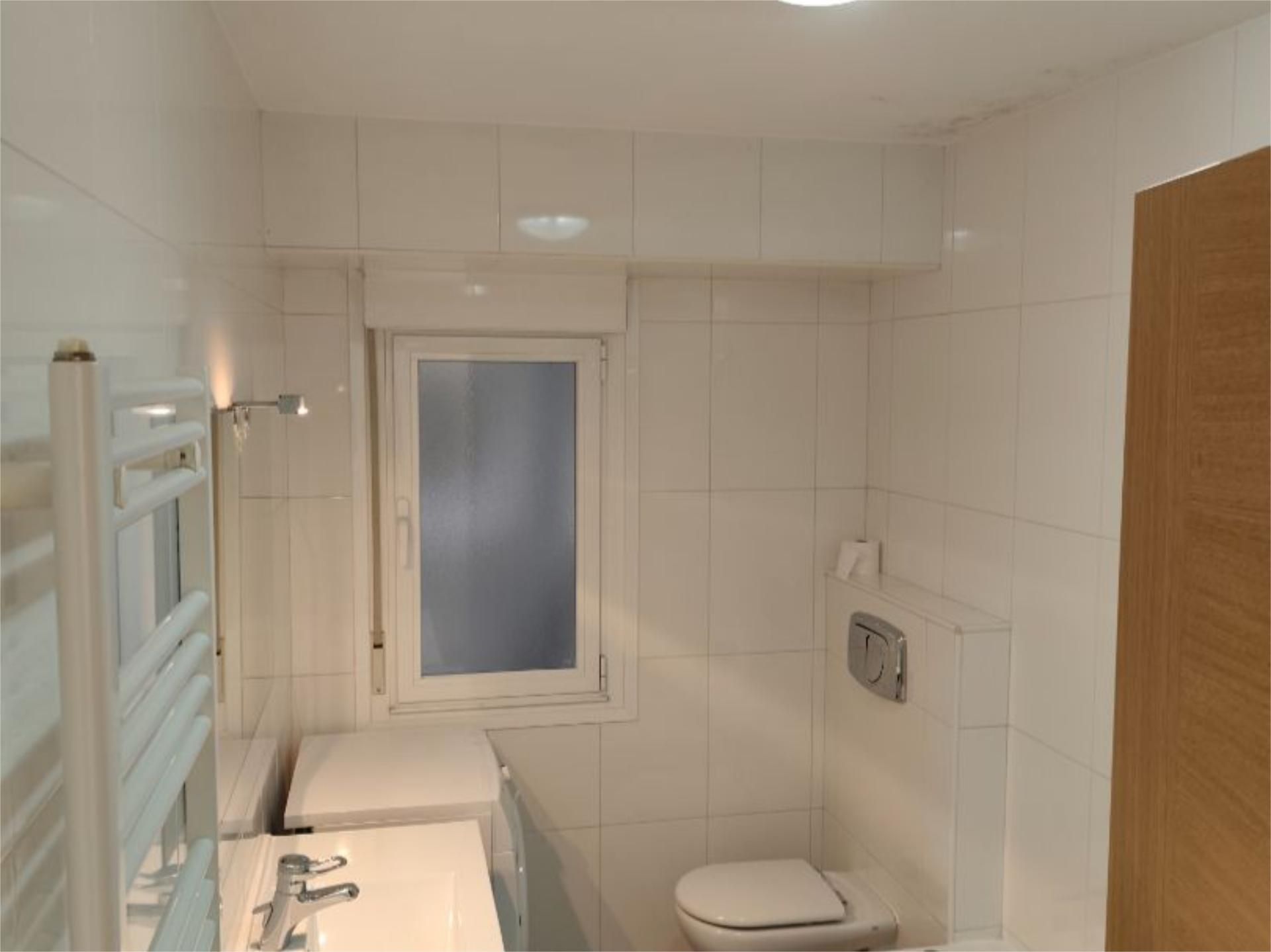 Piso en  Rúa de San Pedro de Mezonzo 40 - Foto 9