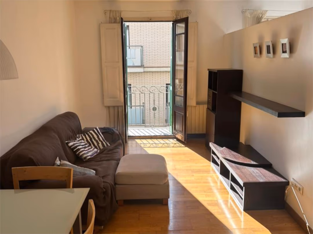 Piso en  Carrer de Vilardell 9 - Foto 1
