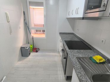 Piso en  Calle Clementes 6 - Foto 3