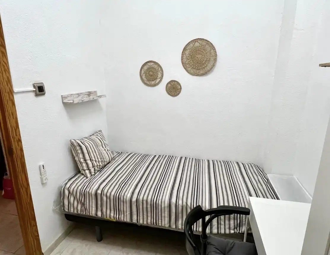Piso en  Plaça de la Creu del Canyamelar 1 - Foto 8