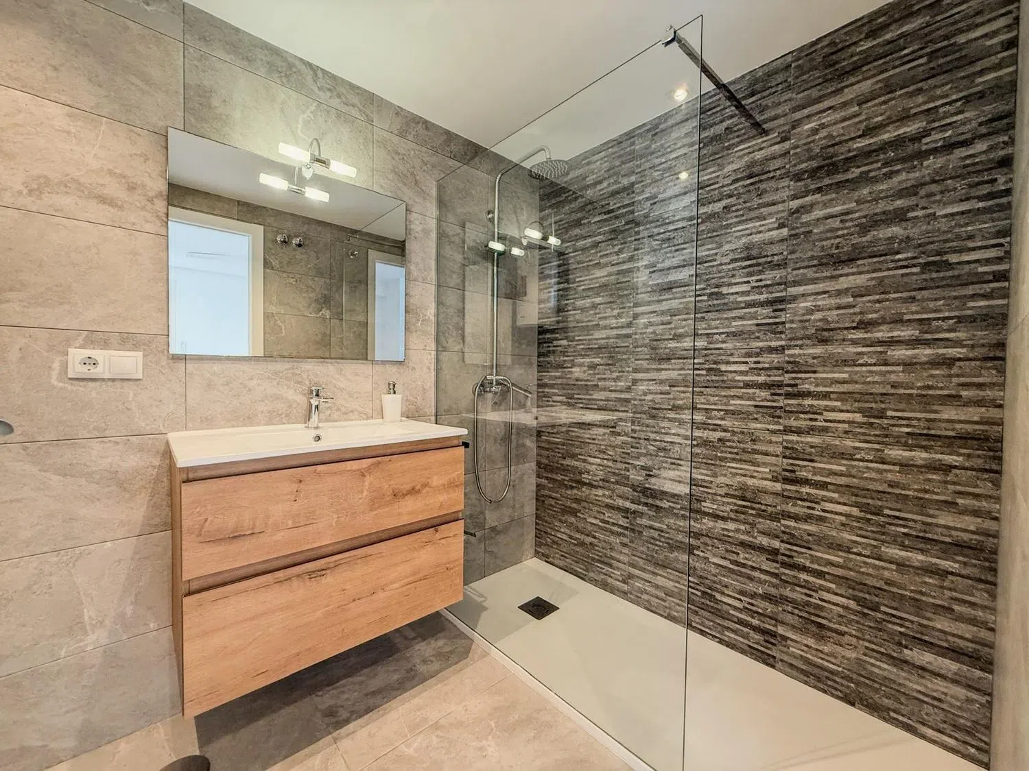 Estudio en avenida de Catalunya, 24 - Foto 24