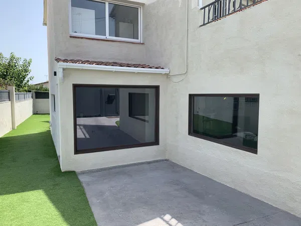 Chalet pareado en Calle de la Cerdanya, 14, Sant Jordi-Babilonia, Sant Jordi-Babilonia - Foto 2