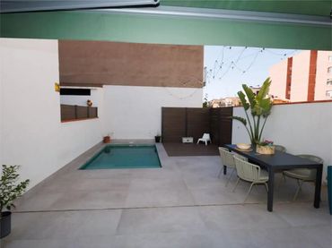 Casa adosada en  Carrer de Josep Renom 2 - Foto 16