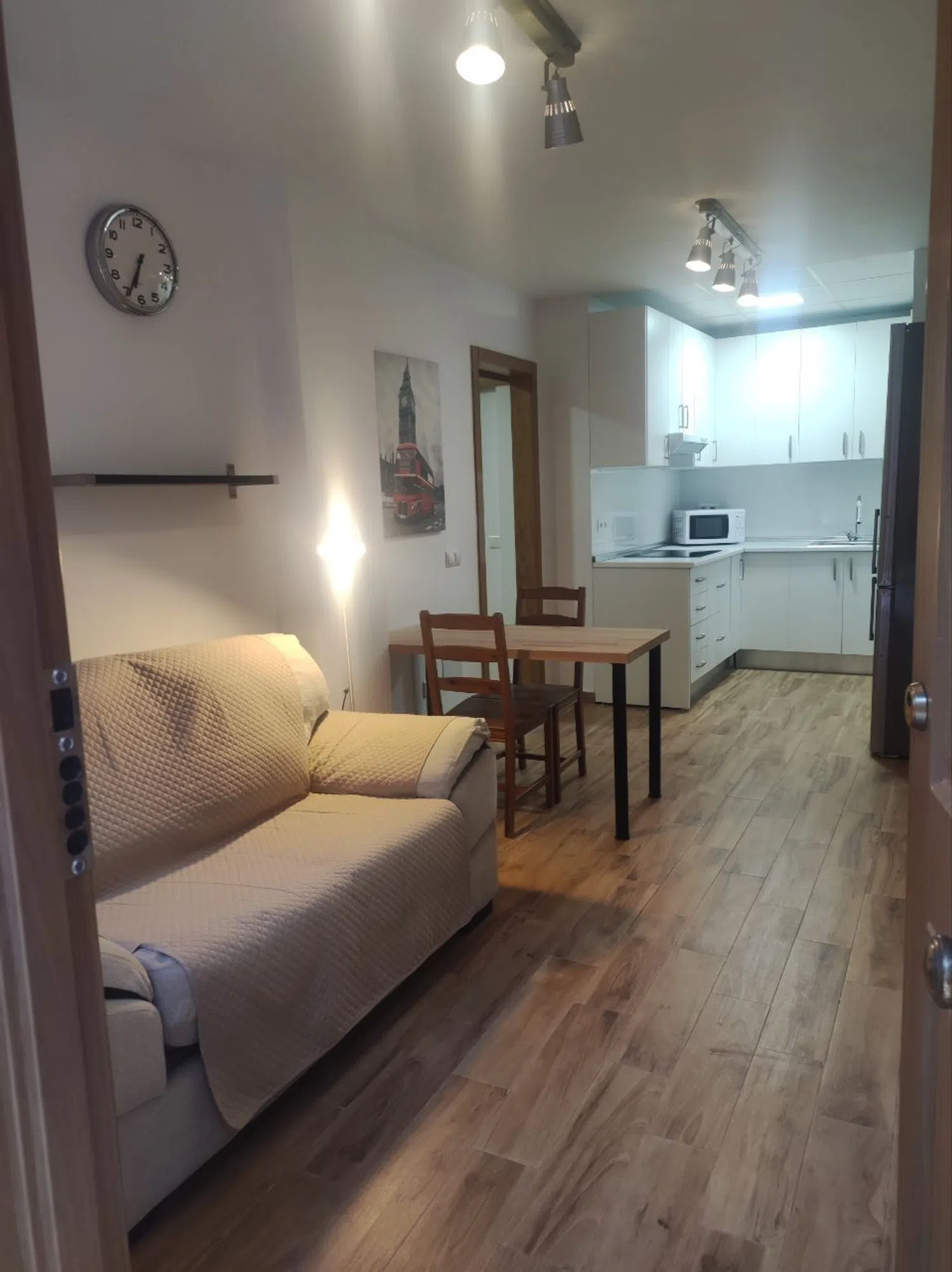 Estudio en plaza de Miraflores, 1 - Foto 3