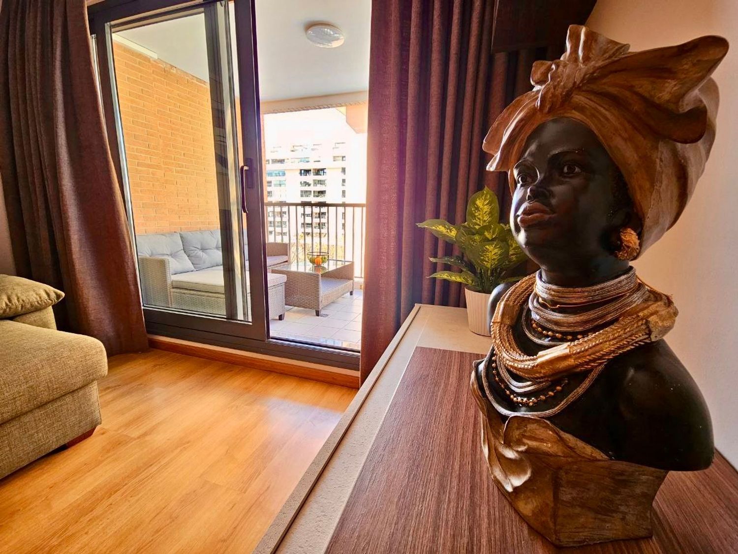 Piso en paseo Serra d'Espadá, 3