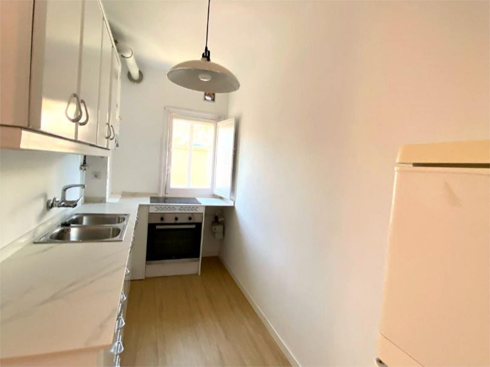 Piso en calle Calle de Gustavo Fernández Balbuena 17 - Foto 6