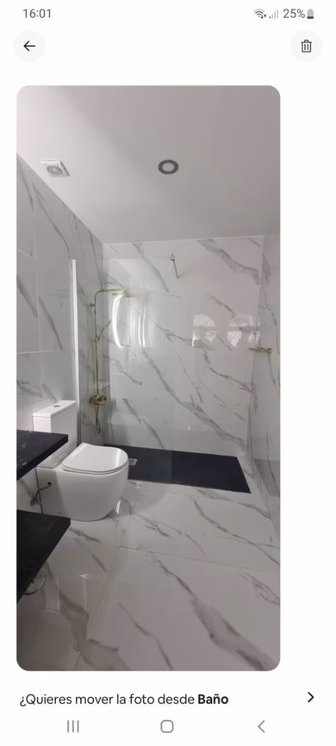 Casa adosada en  Avenida de Finlandia 12 - Foto 8