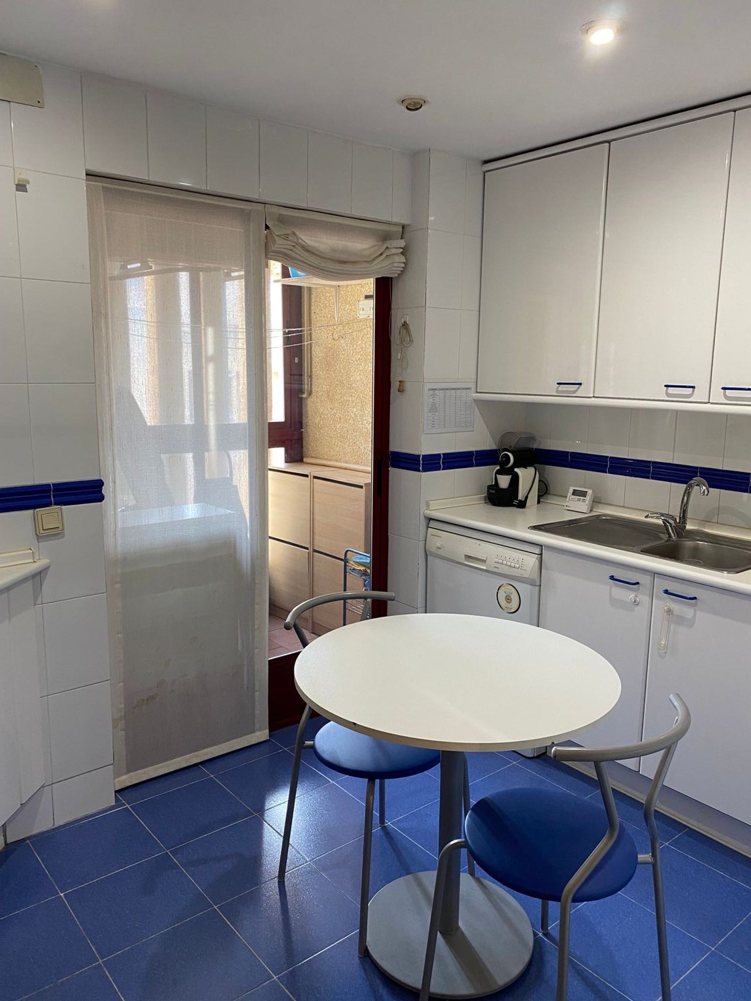 Piso en Barrio Pinar del Rey - Foto 4