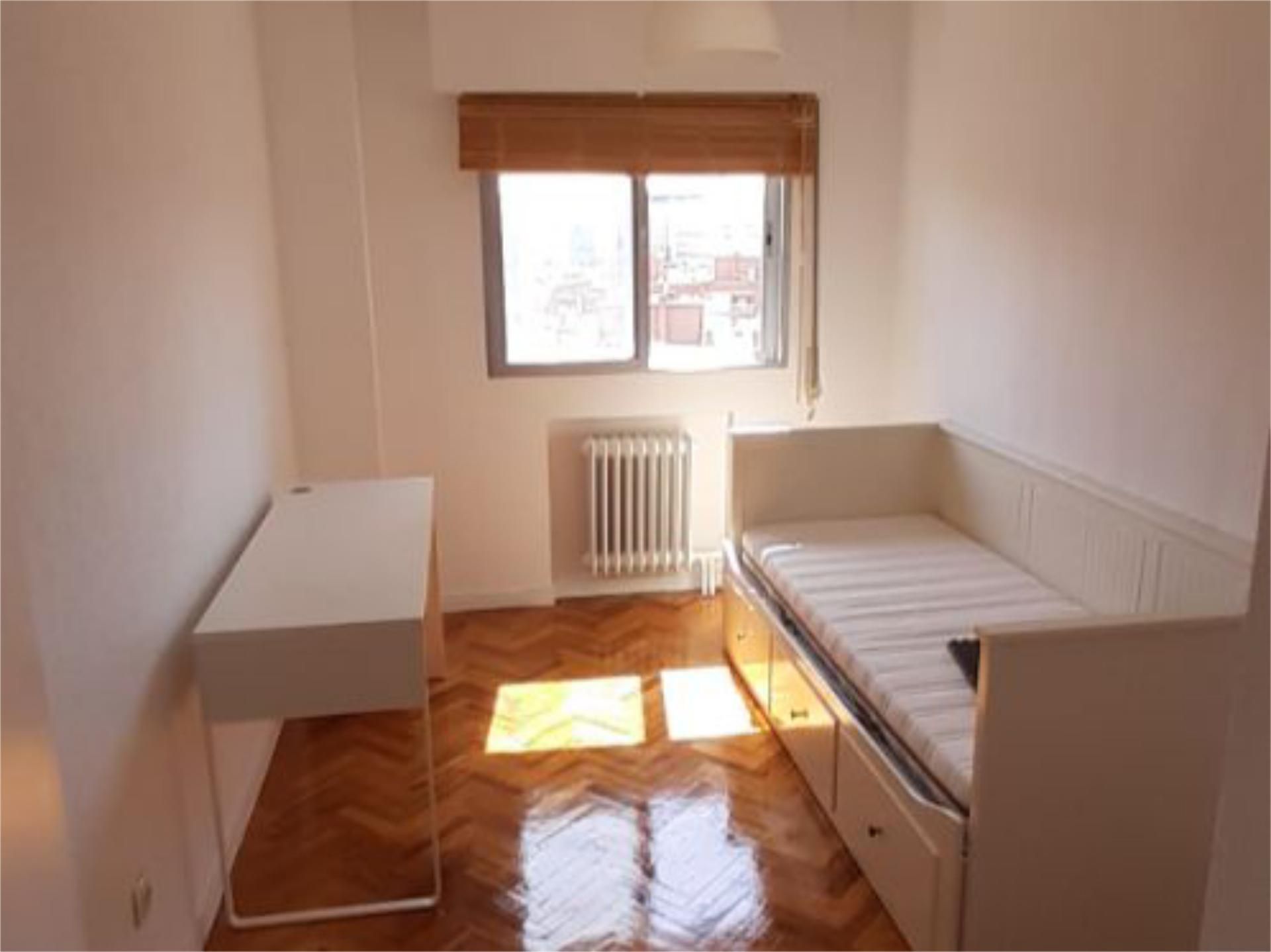 Piso en  Calle Emigrantes 13 - Foto 10