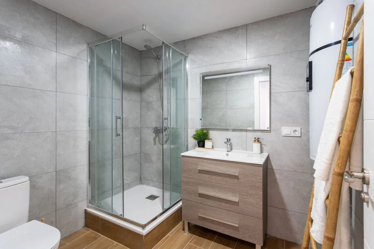 Piso en avenida de Peris i Valero, 170 - Foto 5