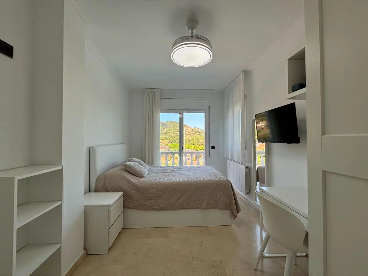 Chalet en  Carrer de Josep Gallart i Parera 14 - Foto 10