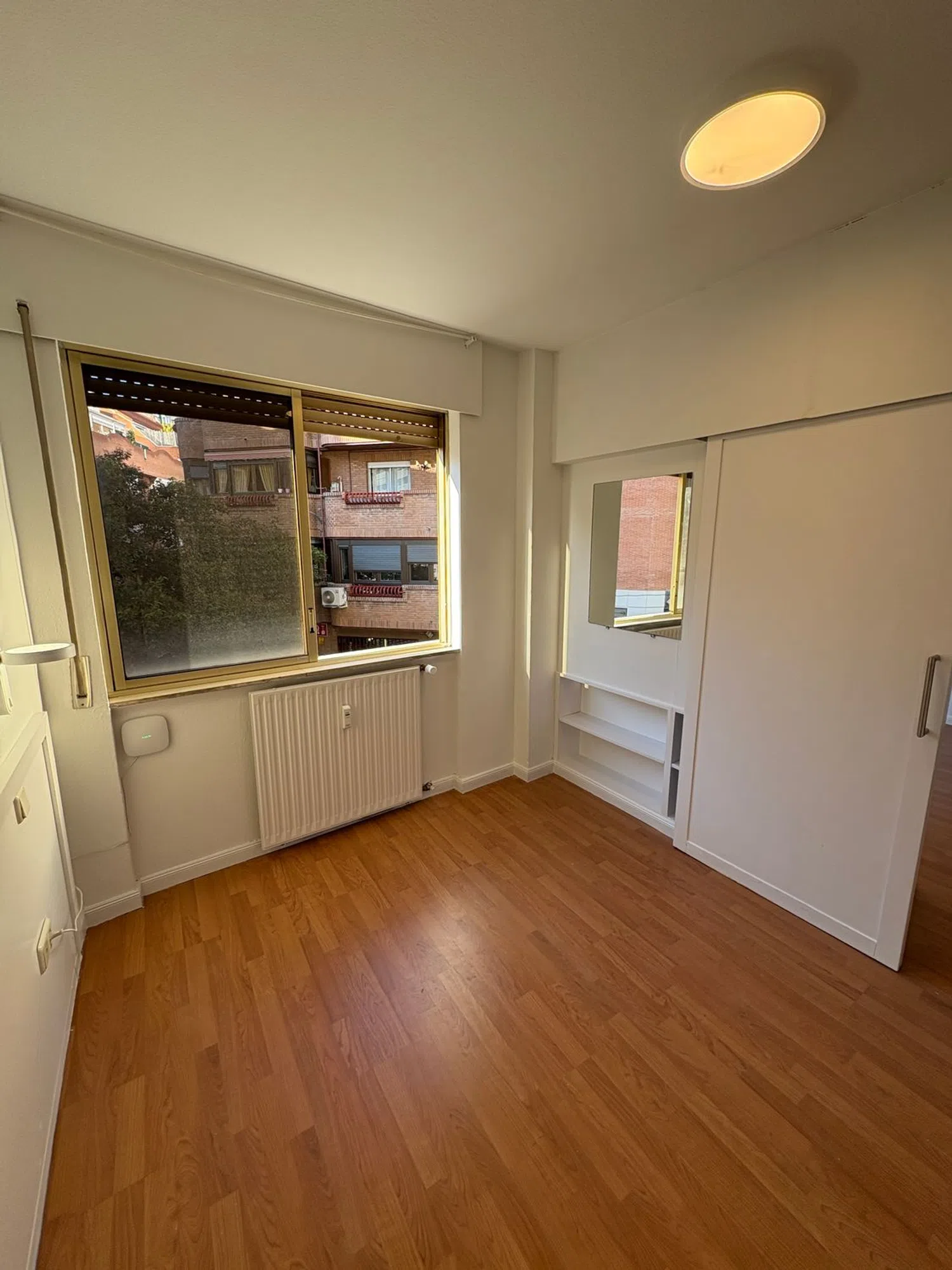 Piso en calle de la Infanta Mercedes, 105 - Foto 6