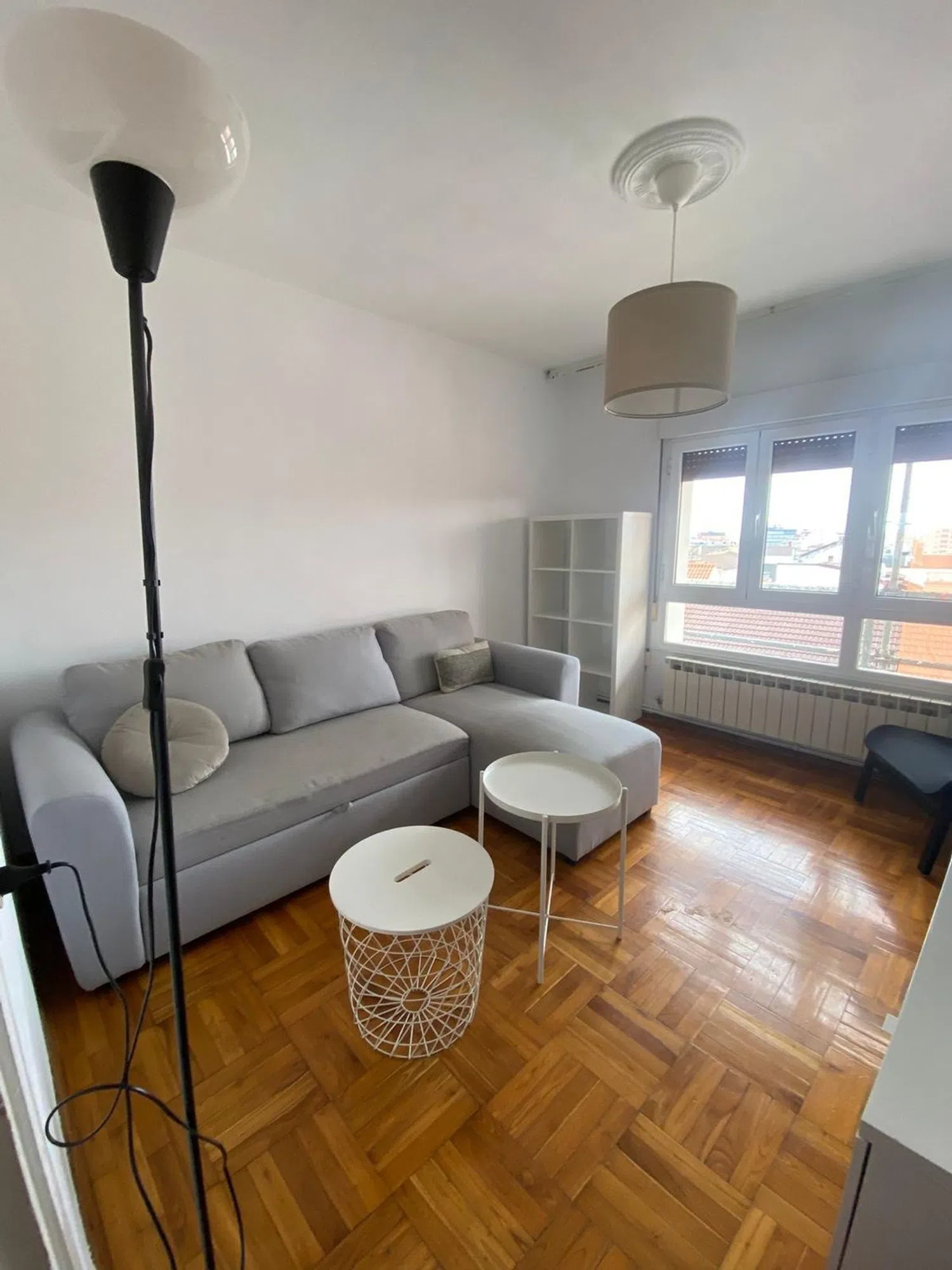 Piso en calle Eduardo Martínez Torner, 1 - Foto 1